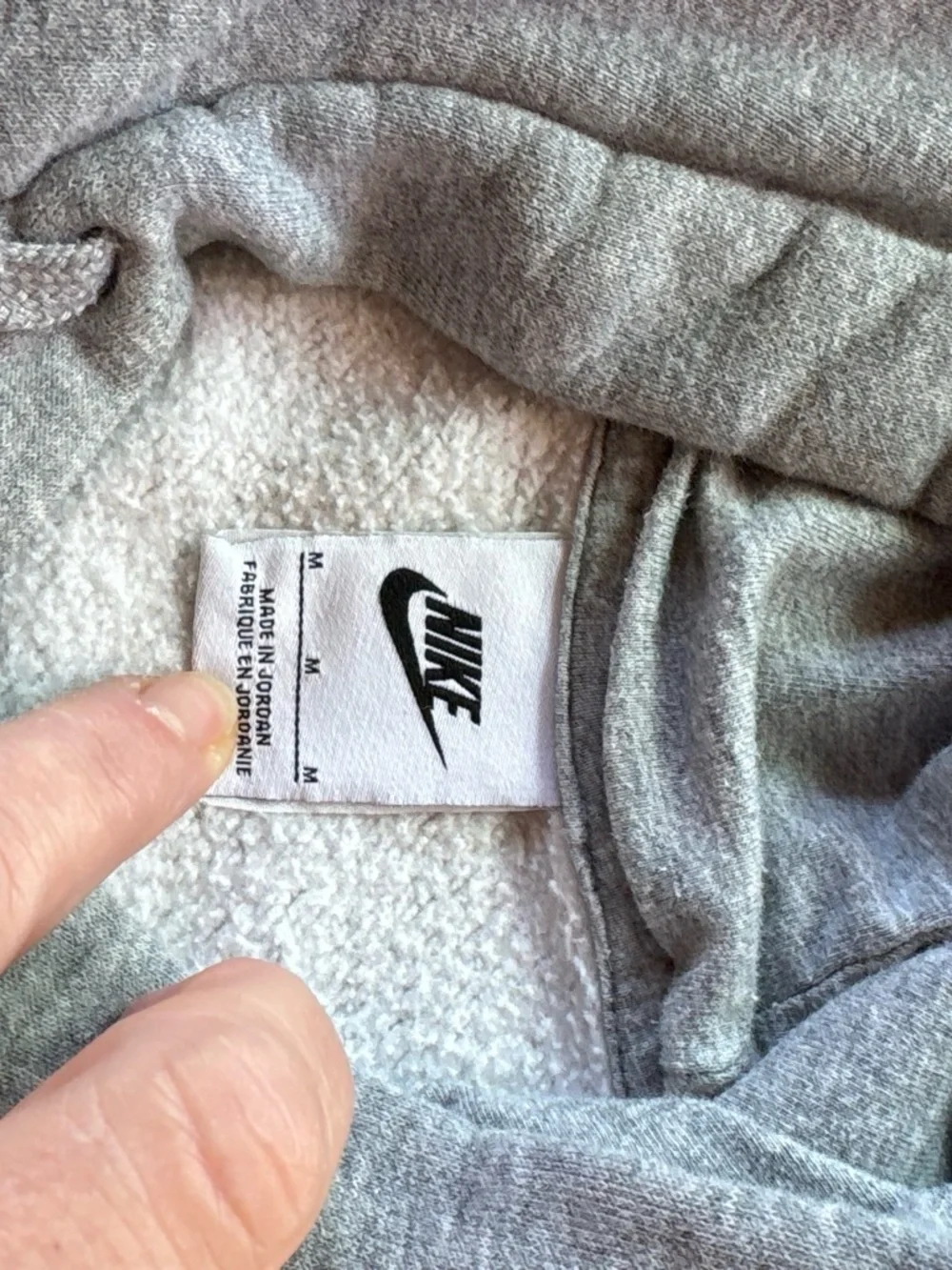 Nike hooded pullover